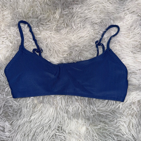 BIKINI BUNDLE 🚨SEND OFFERS🚨 - Picture 5 of 9